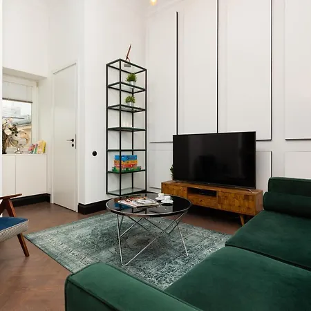Exclusive Center Apartment Warsaw